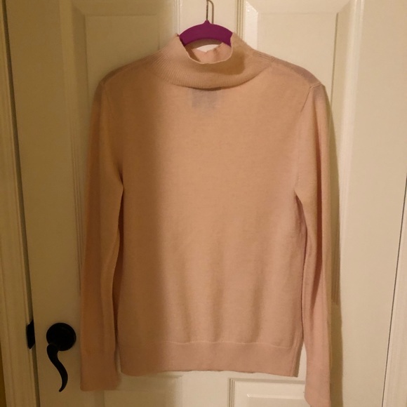 Banana Republic Heritage Collection Sweater - Picture 4 of 7